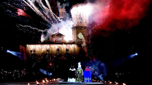 Cabalgata Reyes Magos Alcoy 1